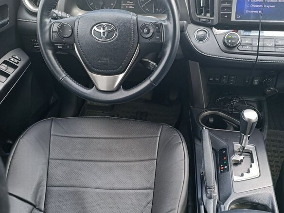 2018 Toyota RAV4 IV (XA40) Рестайлинг, чёрный, 2600000 рублей - вид 6