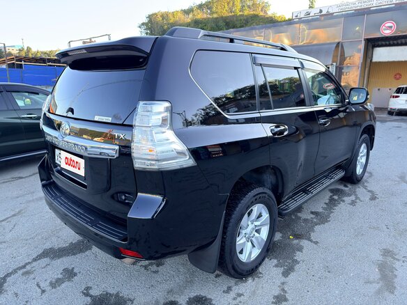 2014 Toyota Land Cruiser Prado 4-speed 150 Series Рестайлинг 1, чёрный, 3000000 рублей - вид 12