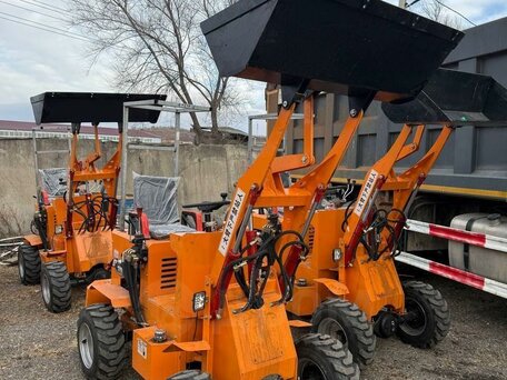 2026 Doosan D18, оранжевый, 267000 рублей, вид 1