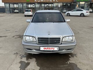 1998 Mercedes-Benz C-Класс 180 I (W202) Рестайлинг, серебристый, 400000 рублей, вид 2