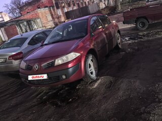 2006 Renault Megane II Рестайлинг, красный, 200000 рублей, вид 3
