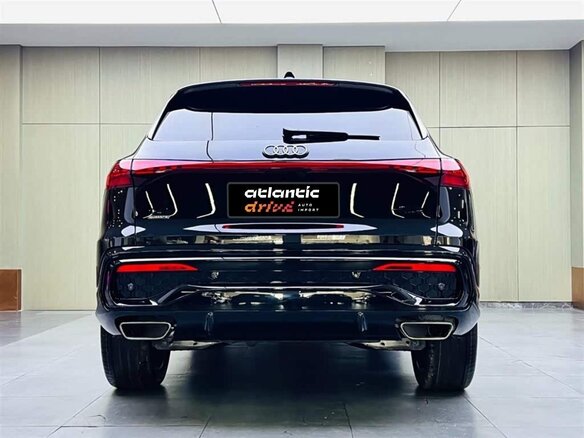 2025 Audi Q5 L III (GU), чёрный, 5590000 рублей - вид 4