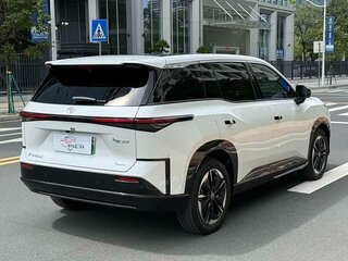 2025 Toyota bZ3X 58.3 kWh, белый, 2620000 рублей, вид 4