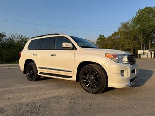 2013 Toyota Land Cruiser 200 Series Рестайлинг 1, белый, 4600000 рублей, вид 1