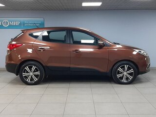 2013 Hyundai ix35 I Рестайлинг, коричневый, 1211000 рублей, вид 4