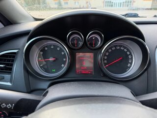 2011 Opel Astra J, белый, 720000 рублей, вид 5