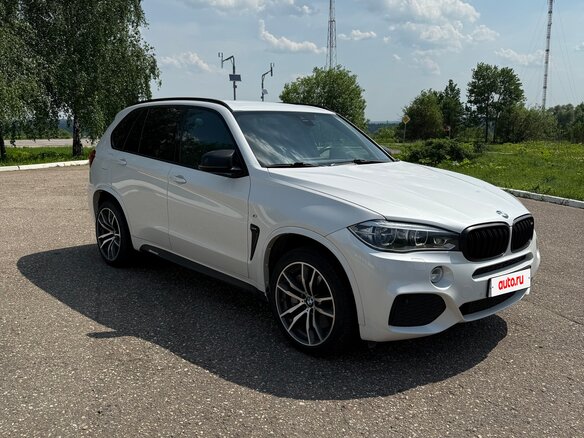 2015 BMW X5 30d III (F15), белый - вид 3