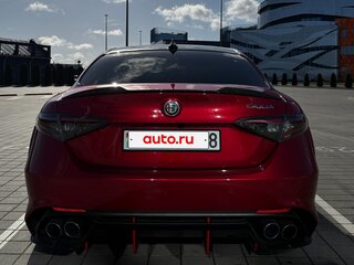 2025 Alfa Romeo Giulia Quadrifoglio II (952) Рестайлинг 2, пурпурный, 6800000 рублей, вид 2