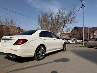 2016 Mercedes-Benz E-Класс 200 V (W213, S213, C238), белый, 3000000 рублей, вид 2