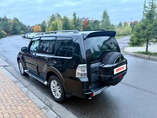 2013 Mitsubishi Pajero IV Рестайлинг 1, чёрный, 2650000 рублей, вид 3