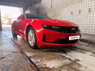 2019 Chevrolet Camaro VI Рестайлинг, красный, 2890000 рублей, вид 1
