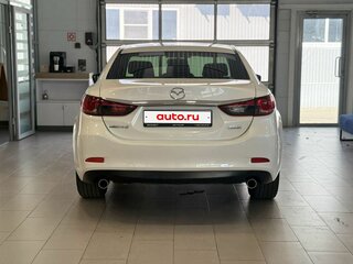 2018 Mazda 6 III (GJ) Рестайлинг, белый, 1800000 рублей, вид 3