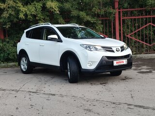 2013 Toyota RAV4 IV (XA40), белый, 1888000 рублей, вид 4