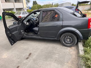 2010 Renault Logan I Рестайлинг, серый, 300000 рублей, вид 4