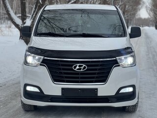 2018 Hyundai H-1 II Рестайлинг 2, белый, 2850000 рублей, вид 3