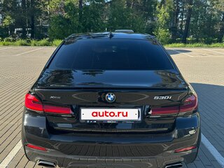2021 BMW 5 серии 530i xDrive VII (G30/G31/G38) Рестайлинг, чёрный, 5200000 рублей, вид 5