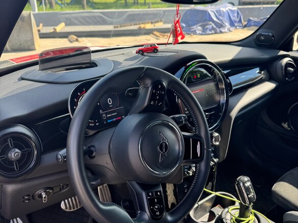 2022 Mini Hatch JCW III (F55/F56) Рестайлинг 2, красный, 4000000 рублей - вид 5