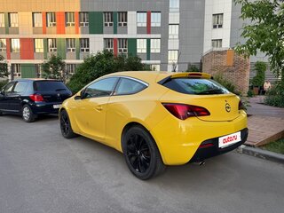 2013 Opel Astra GTC J Рестайлинг, жёлтый, 650000 рублей, вид 5