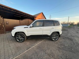 2024 Lada (ВАЗ) Niva Travel I, белый, 1750000 рублей, вид 4