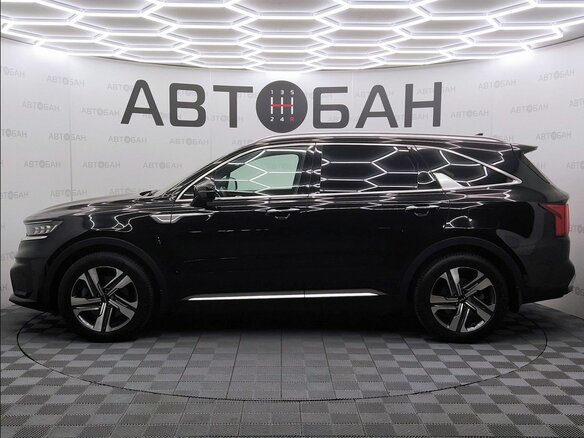 2022 Kia Sorento IV, чёрный - вид 3