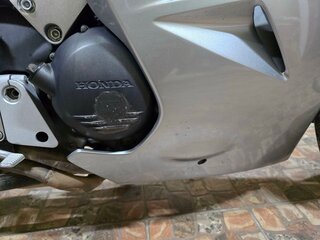 2006 Honda VFR 800, серебристый, 450000 рублей, вид 3