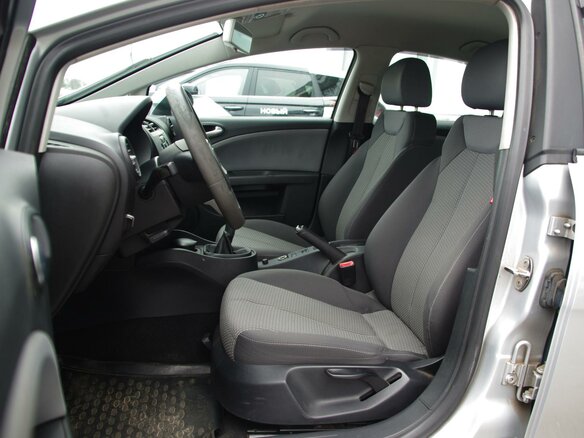 2011 SEAT Leon II Рестайлинг, серебристый - вид 6