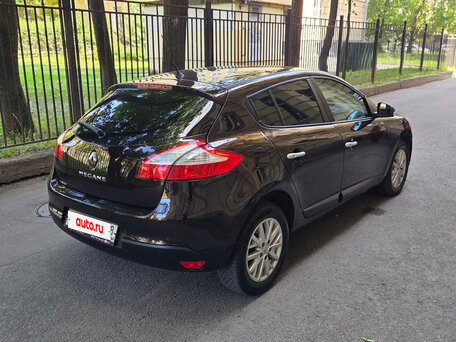 2014 Renault Megane III Рестайлинг 2, коричневый, вид 3
