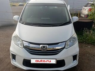 2015 Honda Freed I Рестайлинг 2, белый, 1200000 рублей, вид 2