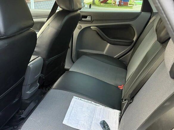 2008 Ford Focus II Рестайлинг, чёрный, 600000 рублей - вид 6