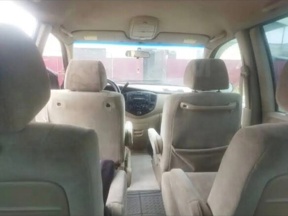 2002 Mazda MPV II (LW), чёрный, 350000 рублей - вид 1