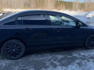 2011 Honda Civic VIII Рестайлинг, чёрный, 1000000 рублей, вид 4