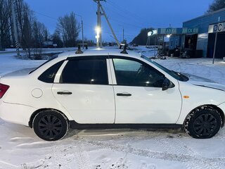 2013 Lada (ВАЗ) Granta I, белый, 325000 рублей, вид 2