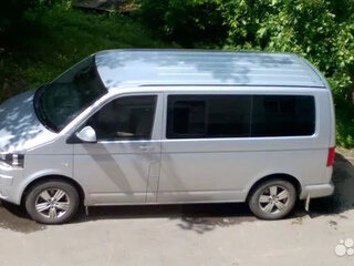 2010 Volkswagen Multivan T5 Рестайлинг, серебристый, 1750000 рублей, вид 2
