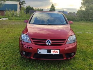 2008 Volkswagen Golf Plus I, красный, 330000 рублей, вид 2