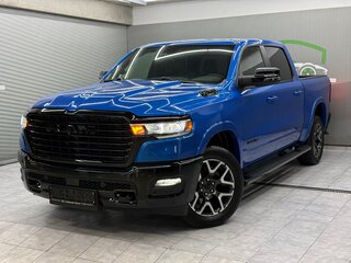 2024 Ram 1500 Crew Cab V Рестайлинг, синий, 7850000 рублей, вид 3