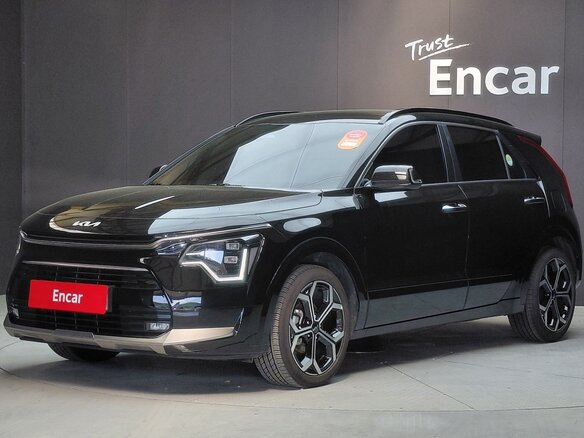 2022 Kia Niro II, чёрный, 1870999 рублей