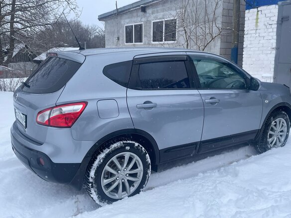 2011 Nissan Qashqai I Рестайлинг, серый, 1320000 рублей - вид 4