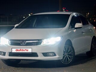 2012 Honda Civic IX, белый, 1300000 рублей, вид 1