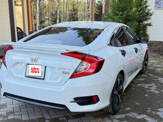 2021 Honda Civic X Рестайлинг, белый, 2200000 рублей, вид 2