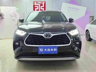 2025 Toyota Highlander IV (XU70), чёрный, 5300000 рублей, вид 3
