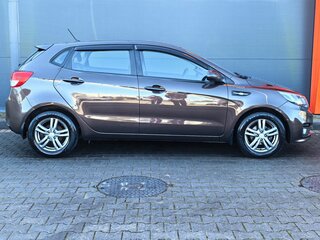 2016 Kia Rio III Рестайлинг, коричневый, 969000 рублей, вид 3