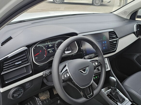 2023 Jetta VS5 I Рестайлинг, белый, 2169000 рублей - вид 13