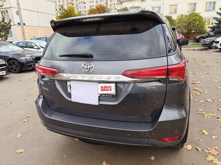 2019 Toyota Fortuner II, серый, 4400000 рублей, вид 4
