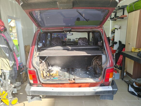 1998 Lada (ВАЗ) 2121 (4x4) I Рестайлинг, пурпурный, 167000 рублей - вид 5