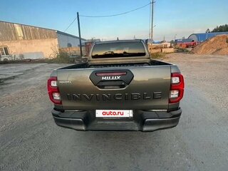 2023 Toyota Hilux VIII Рестайлинг 2, зелёный, 6500000 рублей, вид 5