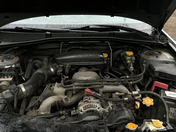 2004 Subaru Outback III, серебристый - вид 12