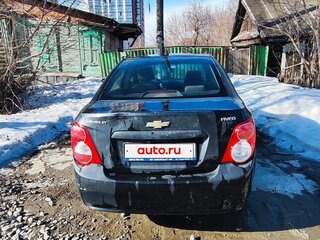 2014 Chevrolet Aveo II, чёрный, 600000 рублей, вид 4