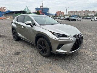 2019 Lexus NX 300h I Рестайлинг, серебристый, 3800000 рублей, вид 3