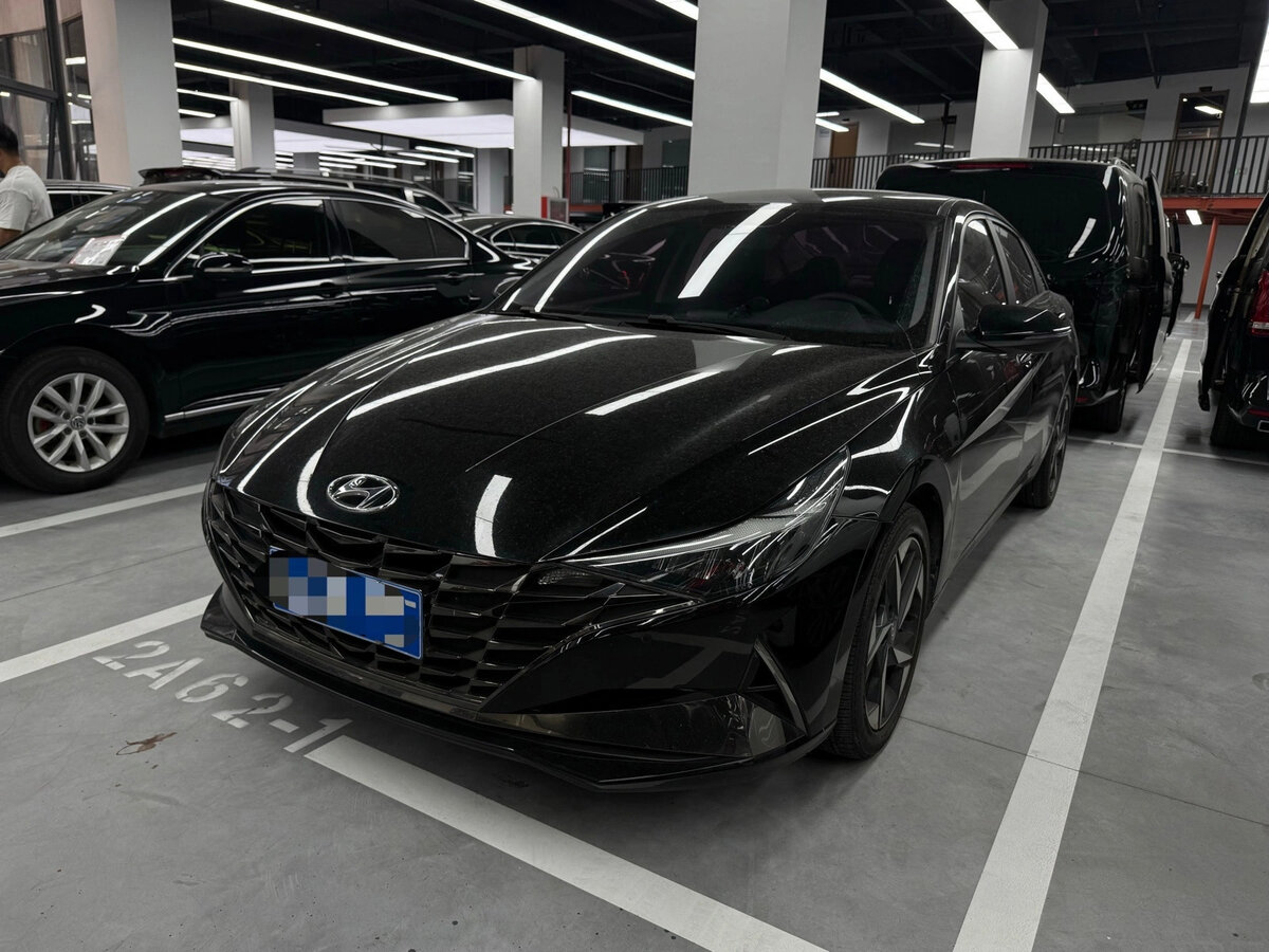 Открыть фотографии: Hyundai Elantra VII (CN7)