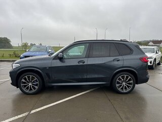 2021 BMW X5 30d IV (G05/G18), чёрный, 4900000 рублей, вид 4